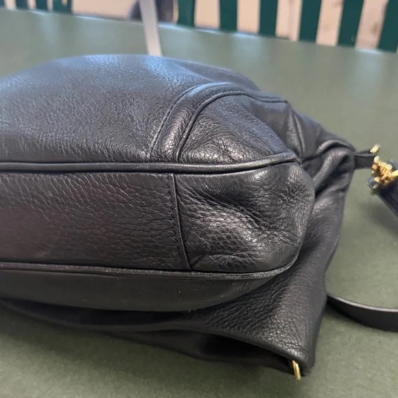 Low Start Tory Burch Black Crossbody Bag with Gold Accent - Picture 4 of 8